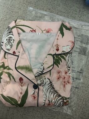 XL- Tiger Print Pink Soft 2-piece Pajama Short Set